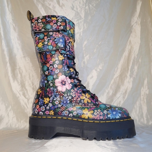 Dr. Martens Jagger Wanderlust floral mid-calf platform leather boots - Picture 2 of 8